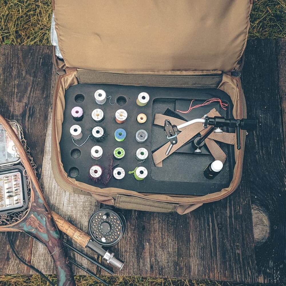 Ussuris fly tying travel bag